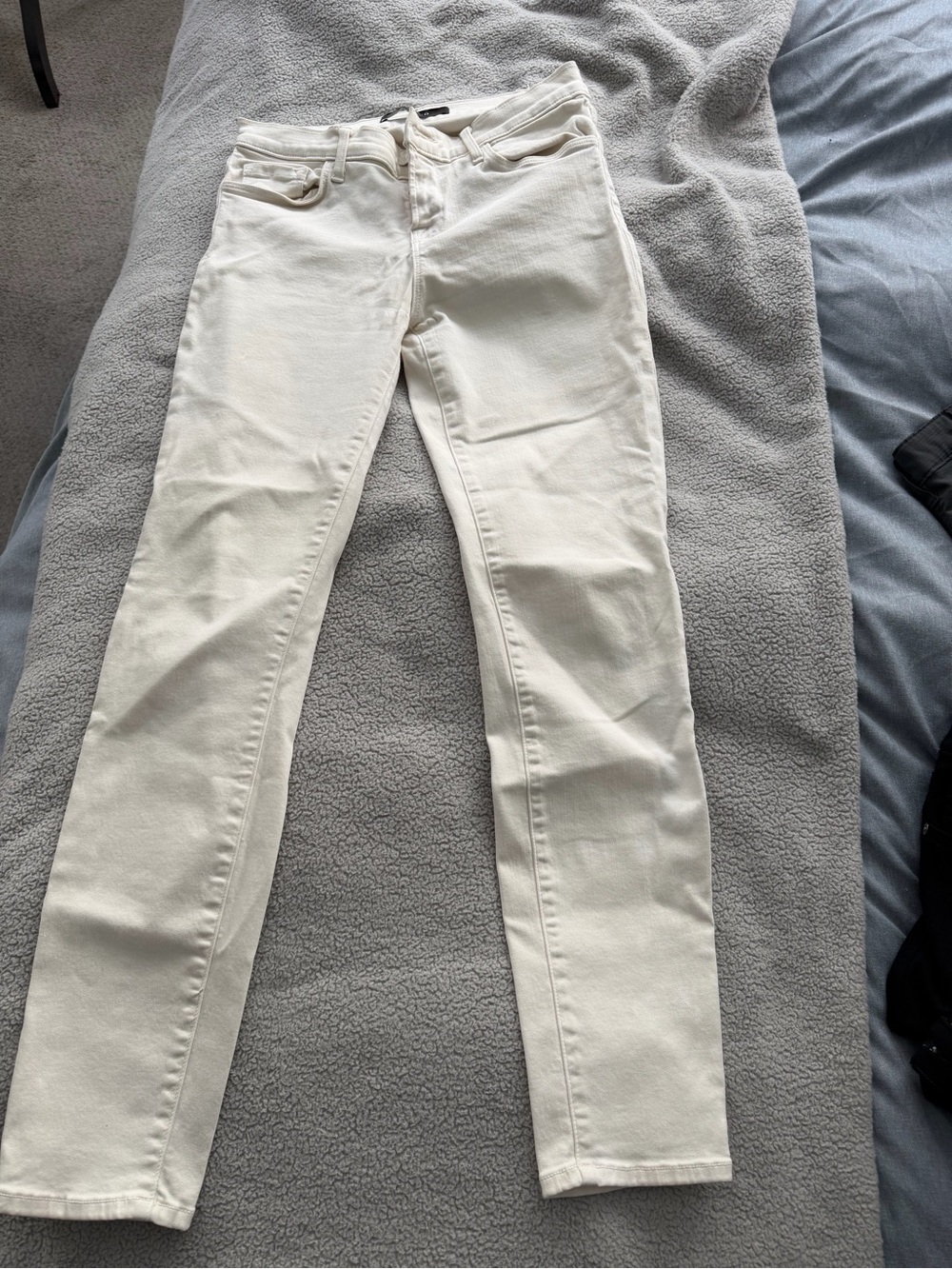J Brand Off-White Skinny Jeans tropes